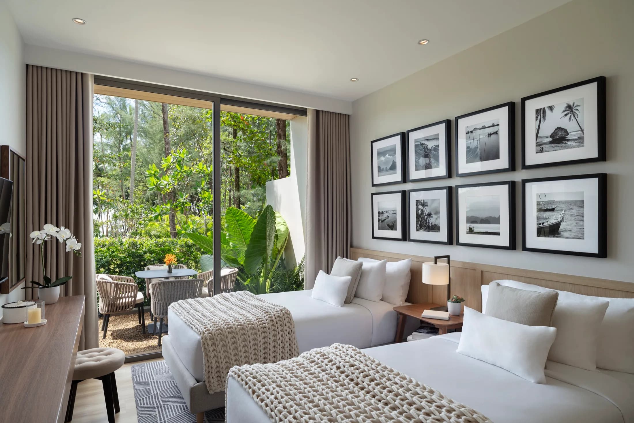 Twin bedroom in the Sudara show residence